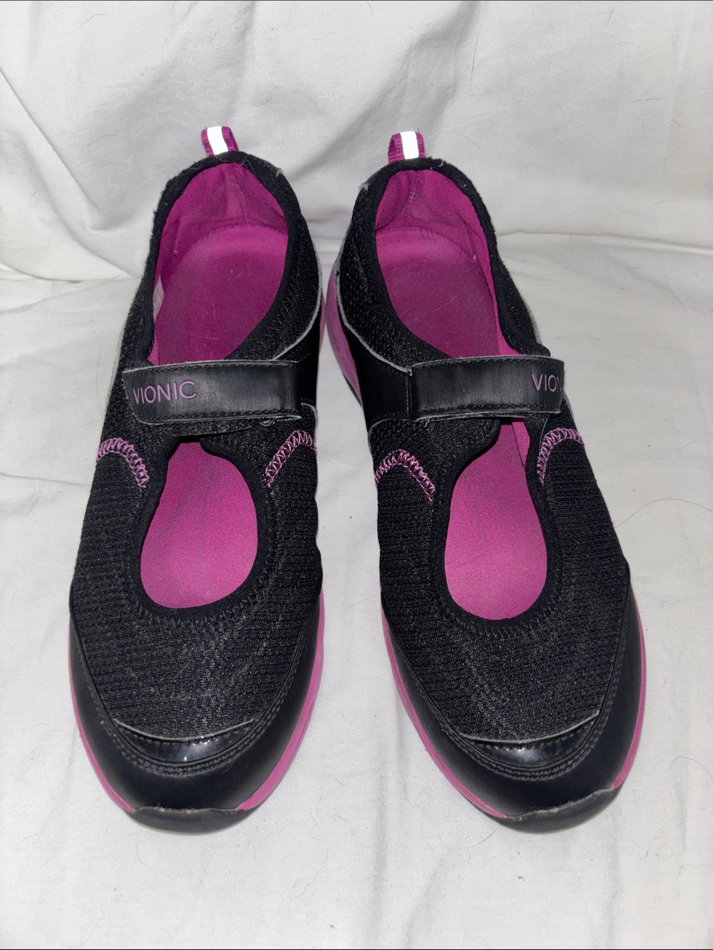 Vionic Mary Jane casual sneakers